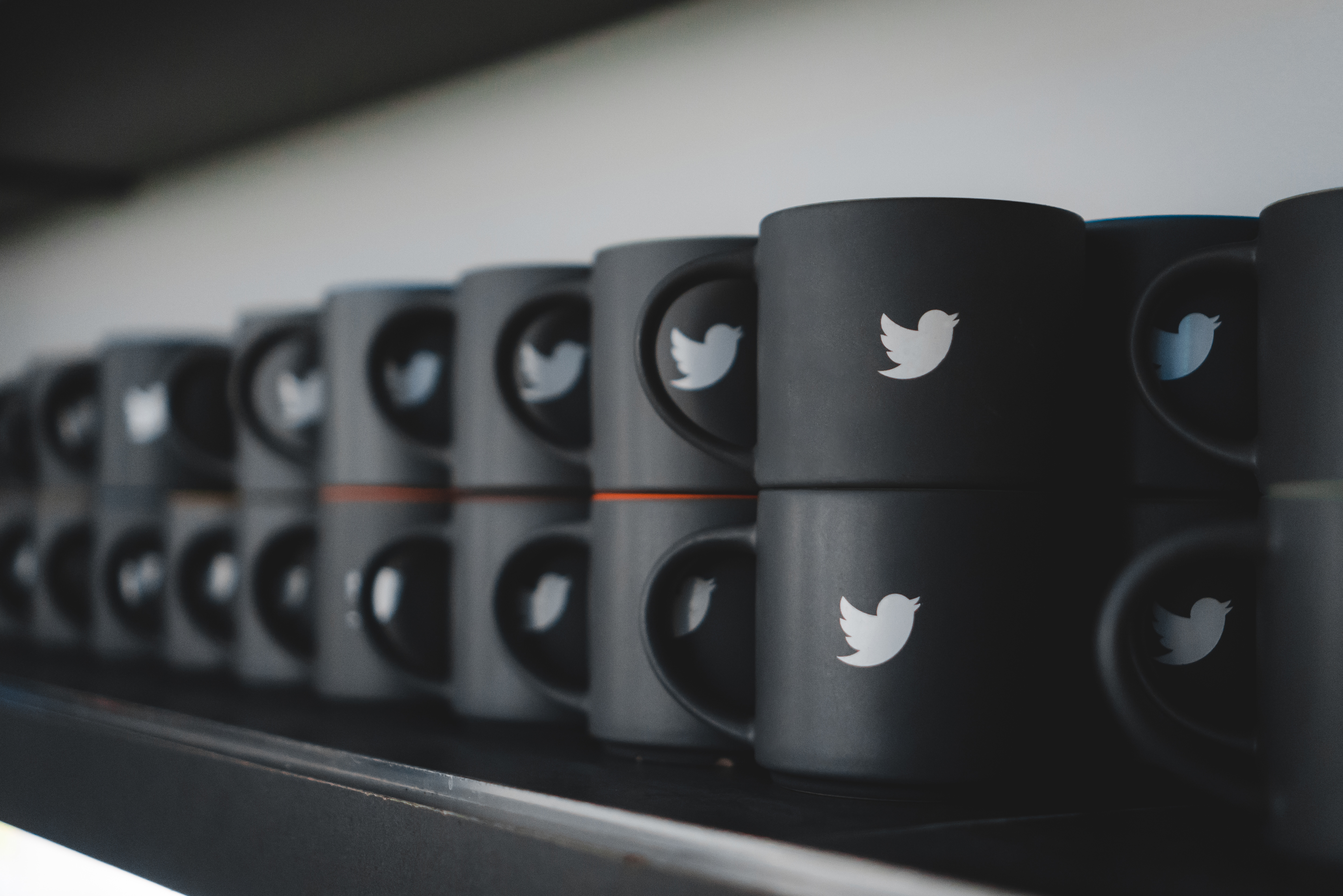 Twitterロゴの入ったマグカップ